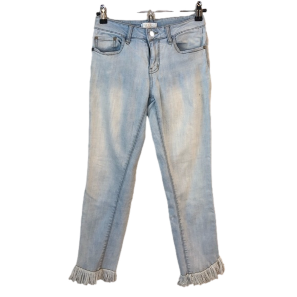 ABOUND Crop jeans with frayed detail/Size 26